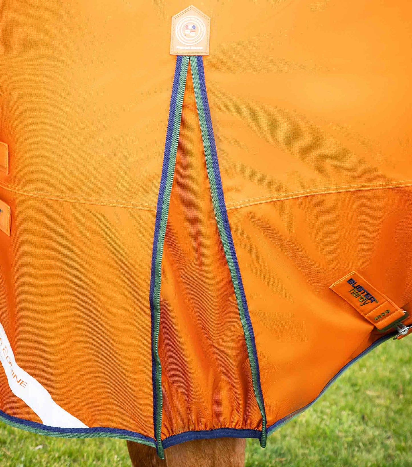 Couverture d'extérieur PREMIER EQUINE "BUSTER 840D" Hardy 400g col montant