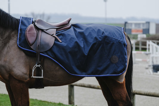 Couvre-reins EQUITHÈME "CLASSIC 1200D" imperméable, doublé polaire