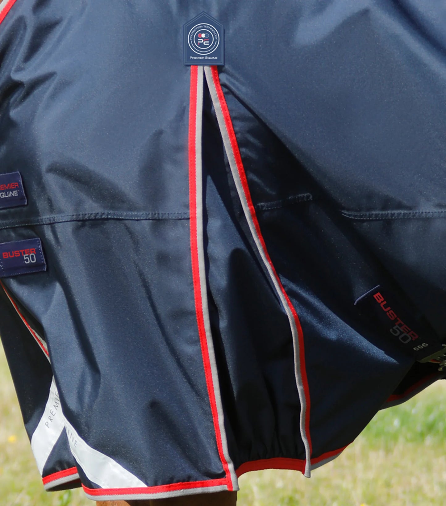 Couverture d'extérieur PREMIER EQUINE "BUSTER 840D" 50g avec couvre-cou ajusté amovible