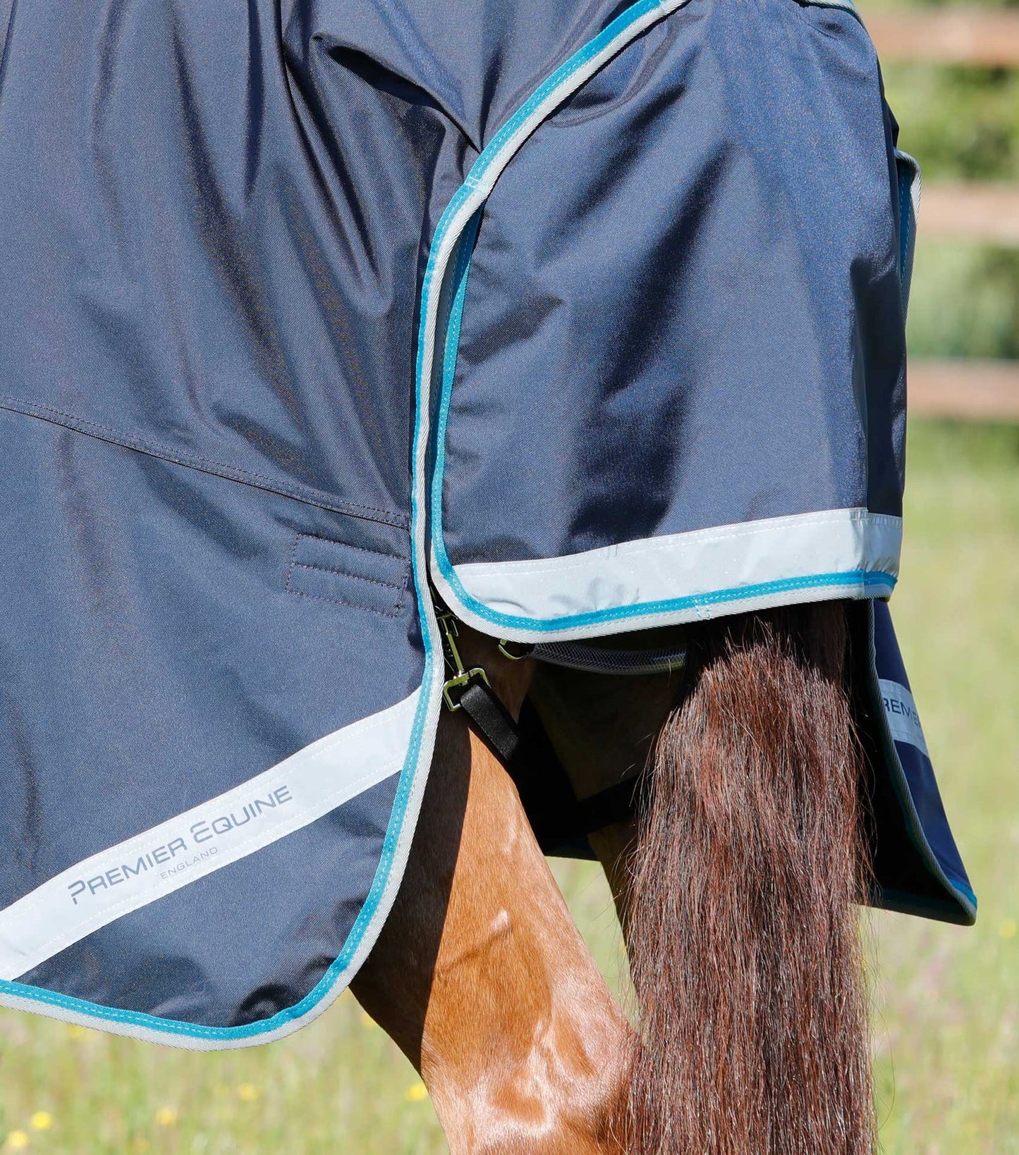 Couverture d'extérieur PREMIER EQUINE "BUSTER 840D" Storm 100g Combo avec couvre-cou ajusté intégré