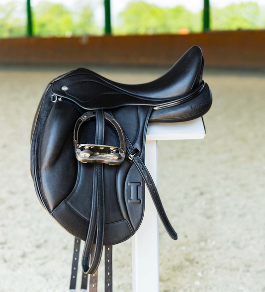 DEV01 – Selle de dressage Evolution monoquartier