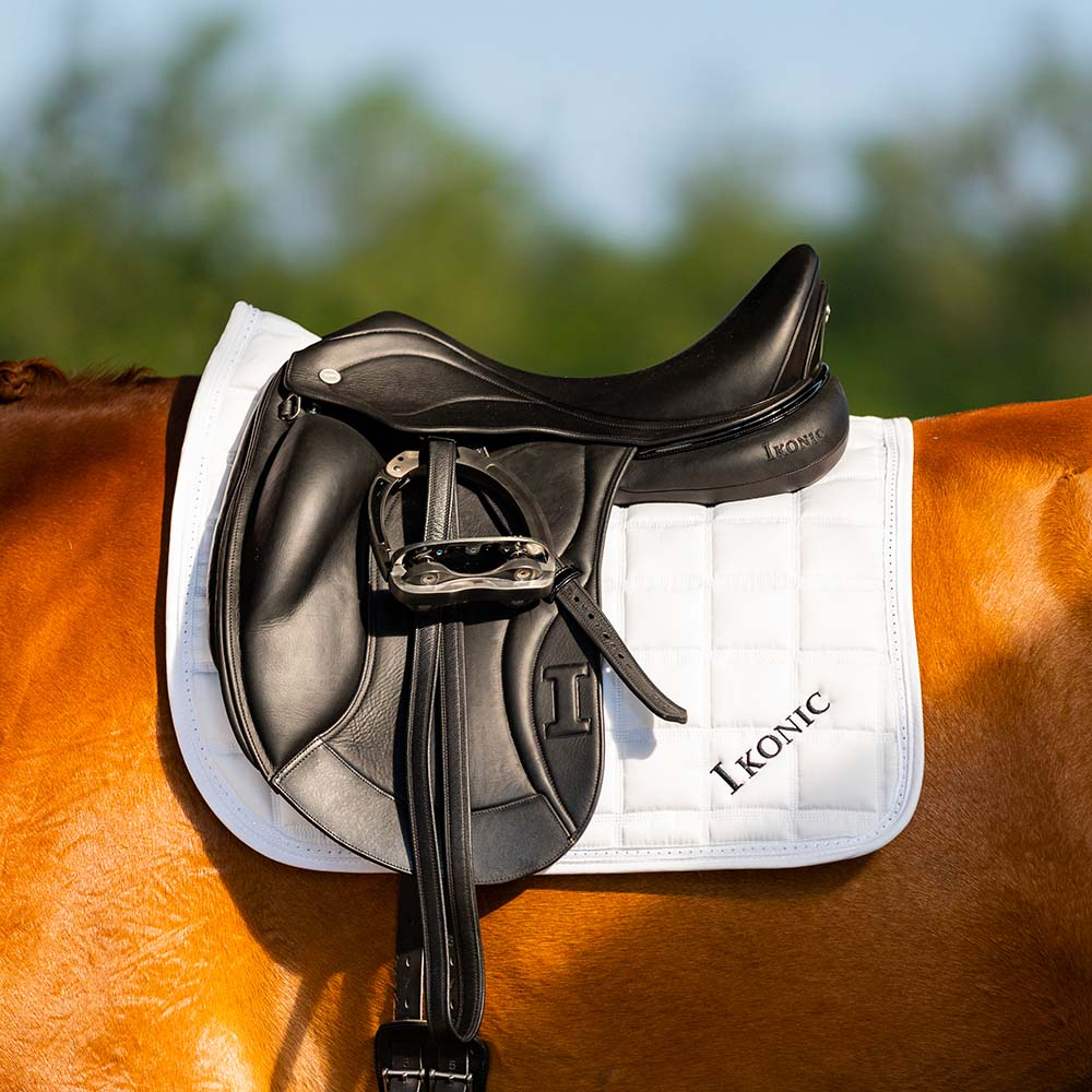 DEV01 – Selle de dressage Evolution monoquartier