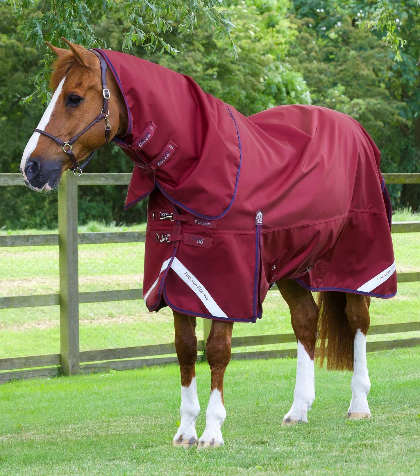 Couverture d'extérieur PREMIER EQUINE "TITAN 1680D" 50g avec couvre-cou classique amovible