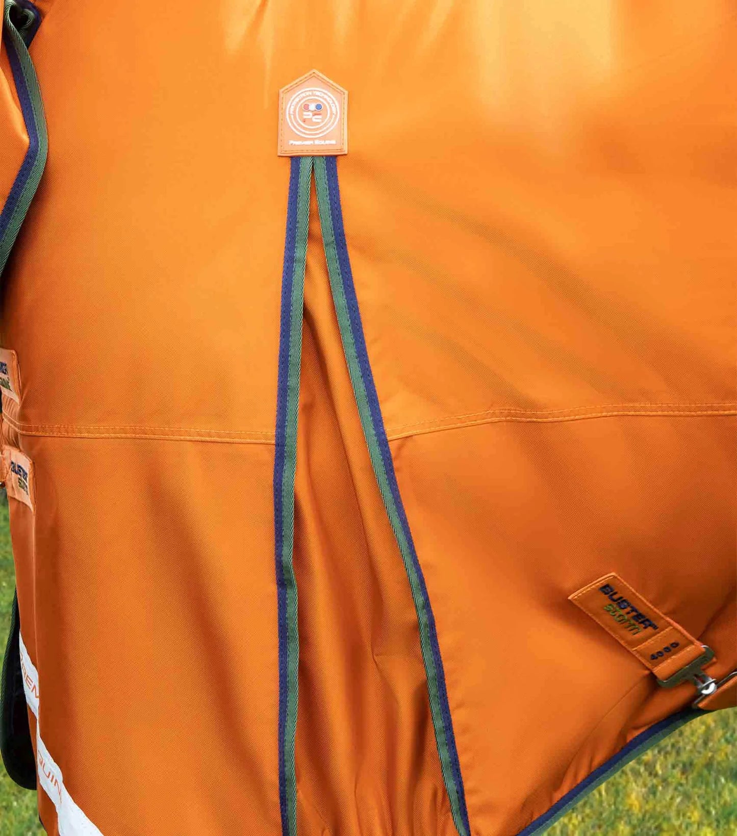 Couverture d'extérieur PREMIER EQUINE "BUSTER 840D" Storm 400g Combo avec couvre-cou classique intégré