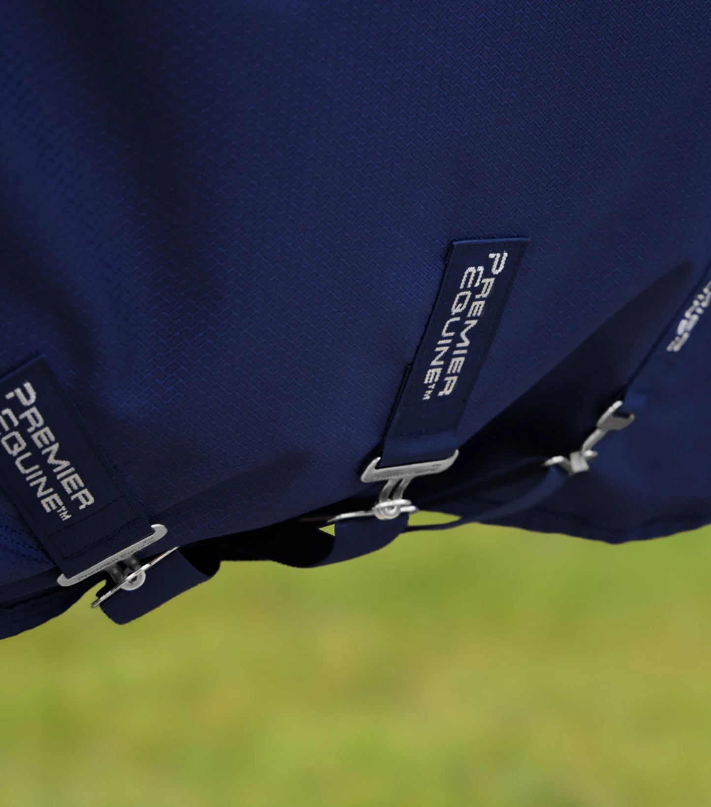 Couverture d'extérieur PREMIER EQUINE "Stratus 600D" 0gr avec couvre-cou classique amovible